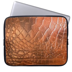 Funda Para Portátil Cuero marrón con un patrón en forma de pellejo