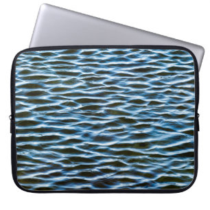 Funda Para Portátil Cuerpo de agua durante el día