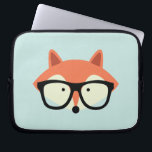 Funda Para Portátil Cute Hipster Red Fox<br><div class="desc">Adorable ilustracion de un zorro rojo lindo con un par de gafas de gran tamaño.</div>