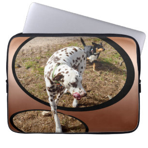 Funda Para Portátil Dalmatiana Saltando Del Marco De La Ventana,