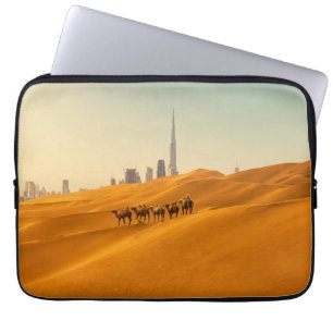 Funda Para Portátil Desiertos   Vista aérea de Dubai con camellos