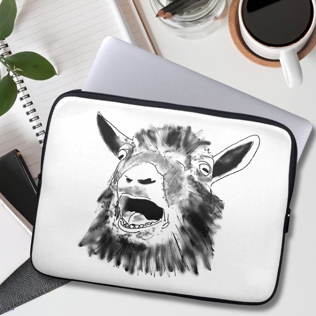 Funda Para Portátil Dibujo divertidísimo de una cabra gritando (Funny screaming goat drawing black and white laptop sleeve)