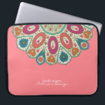 Funda Para Portátil Diseño de patrón de círculo de Henna dibujado a ma<br><div class="desc">Este brillante color tropical de bosque tropical, estilo moderno, fondo de henna dibujado a mano fue bellamente gráfico diseñado y lleno de magníficos colores inspirados en los trópicos. Un diseño con motivos inspirados en el arte folclórico, moderno y limpio. Además del patrón de fondo está su nombre de negocio, o...</div>