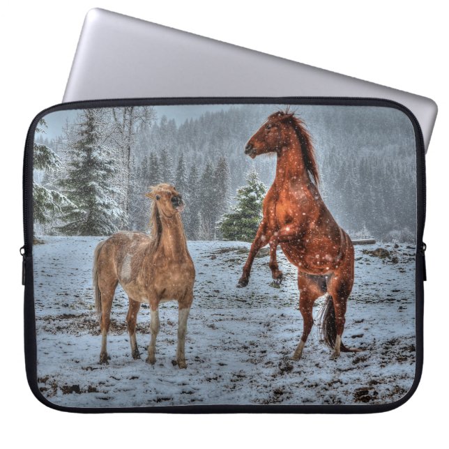 Funda Para Portátil Dos caballos de rancho jugando en foto de equino d (Frente)