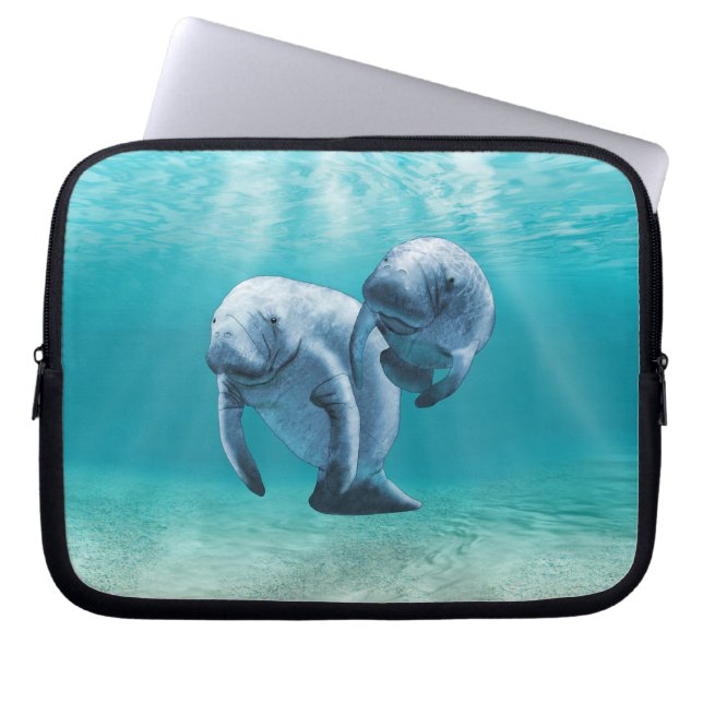 Funda Para Portátil Dos Manatees que nadan (Frente)