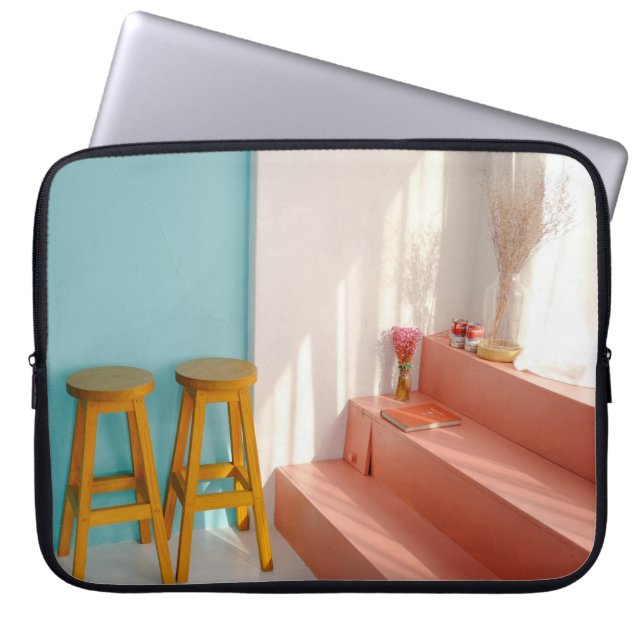 Funda Para Portátil Dos taburetes amarillos de bar de madera (Frente)