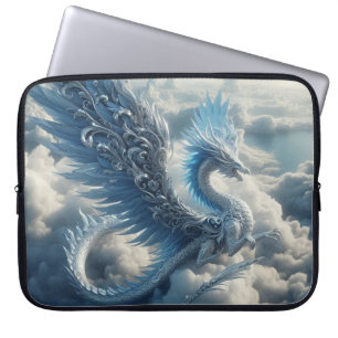 Funda Para Portátil Dragón asombroso rodeado de nubes