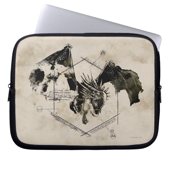 Funda Para Portátil Dragón de Colacuerno Húngaro (Frente)