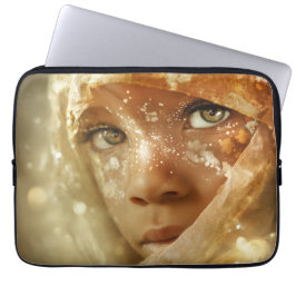 Funda Para Portátil Dreamlike Children Portrait | Golden Veil Gaze