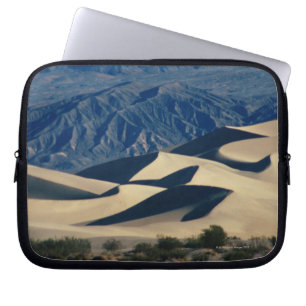 Funda Para Portátil Dunas de arena con las sombras en Death Valley