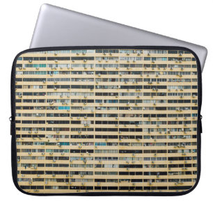 Funda Para Portátil Edificio de hormigón marrón y blanco
