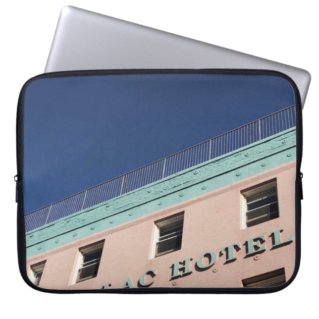 FUNDA PARA PORTÁTIL EDIFICIO HOTEL CADILLAC (Frente)
