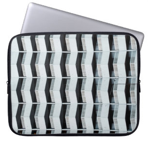 Funda Para Portátil Edificio pintado de blanco