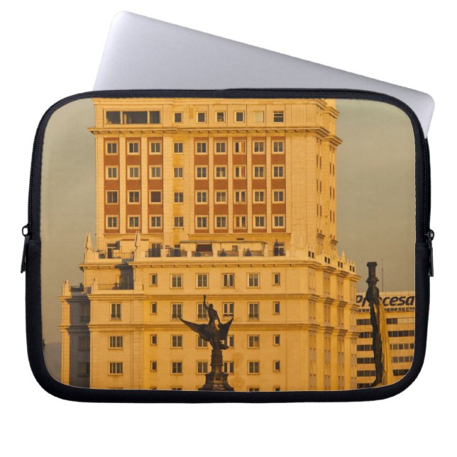 Funda Para Portátil Edificios a lo largo de Gran Vía y Edificio España (Frente)