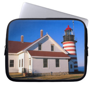 Funda Para Portátil EE. UU., Maine. Faro de West Quoddy cerca