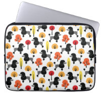 El caniche en el parque