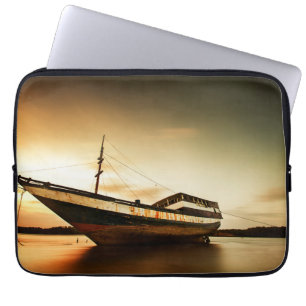 Funda Para Portátil El cuerpo de la nave vieja el Bali, Indonesia