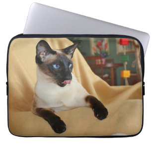 Funda Para Portátil El gato siamés del punto cómico del sello que lo
