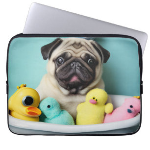 Funda Para Portátil El paraíso de las Pug: Una belleza del baño en la