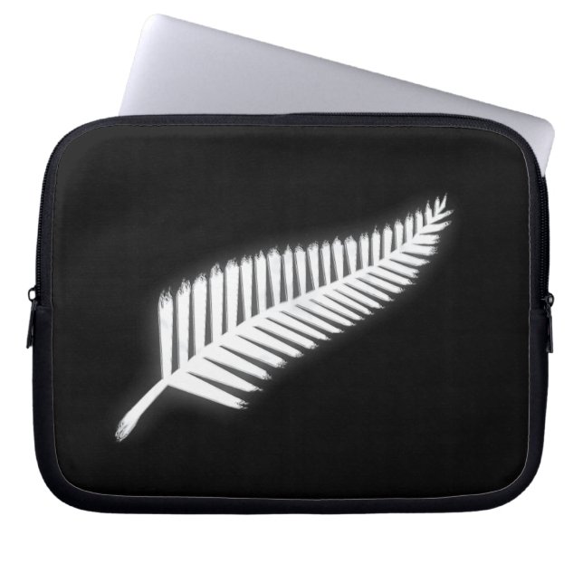 Funda Para Portátil Emblema de Silver Fern NZ para Kiwis Patrióticos (Frente)