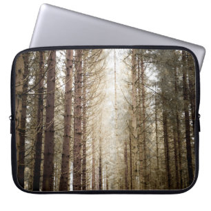 FUNDA PARA PORTÁTIL EN EL BOSQUE