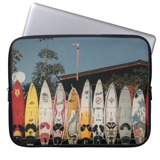 Funda Para Portátil En el campo abierto hay una selección de tablas de (Frente)