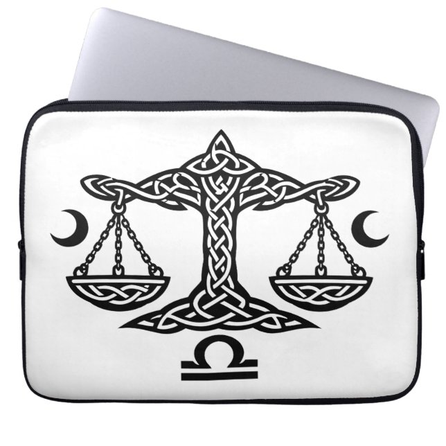 Funda Para Portátil Escalas de Libra Celta por BurnsInHell (Frente)