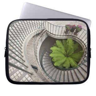 Funda Para Portátil Escalera espiral en el Embarcadero Center