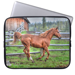 Funda Para Portátil Espíritu de Pony, caballo corriendo en el rancho I