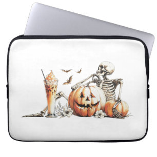 Funda Para Portátil Esqueleto con calabaza y bebida. Halloween.