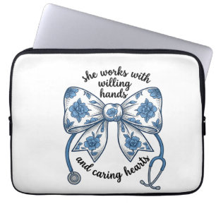 Funda Para Portátil Estetoscopio de lazo floral de enfermera grabado v