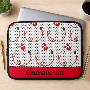 Funda Para Portátil Estetoscopios, Corazones y Lunares Firma