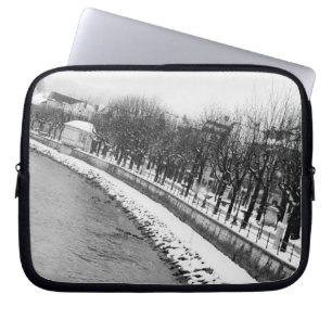 Funda Para Portátil Europa, Austria, Salzburg. El banco del río