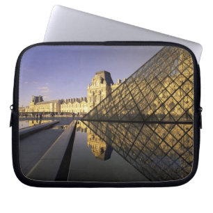 Funda Para Portátil Europa, Francia, París. El Louvre y cristal