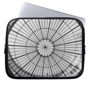 Funda Para Portátil Europa, Suiza, Zúrich. Cúpula de vidrio de la