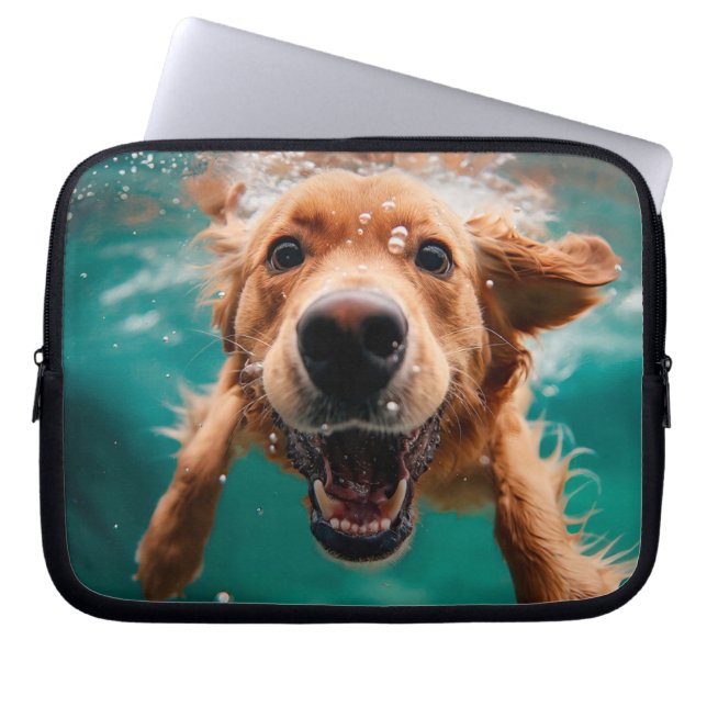 Funda Para Portátil Feliz Golden Retriever Nadando bajo el agua (Frente)