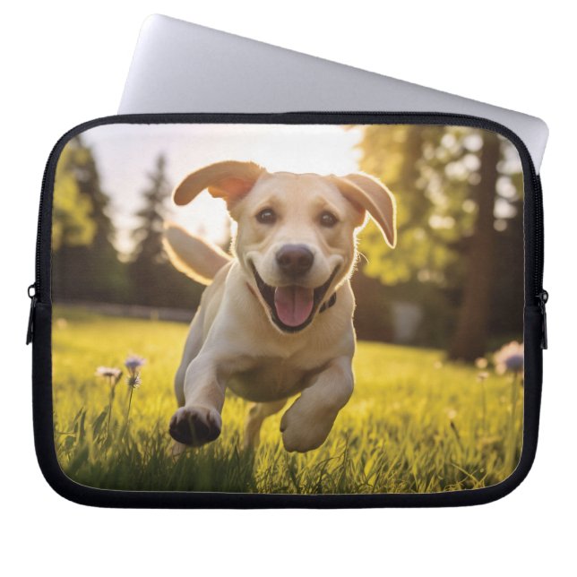 Funda Para Portátil Felíz Labrador Corriendo (Frente)