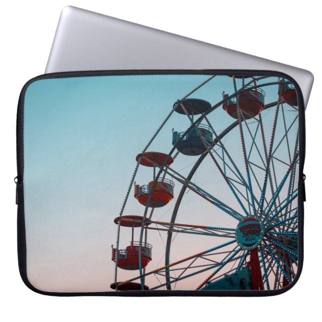 FUNDA PARA PORTÁTIL FERRIES WHEEL (Frente)