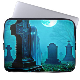 Funda Para Portátil Figura fantasma en un diseño de jardín de infancia