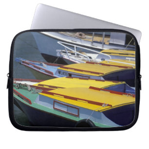 Funda Para Portátil Fiji, Viti Levu, Lautoka, Pequeños barcos en el pu