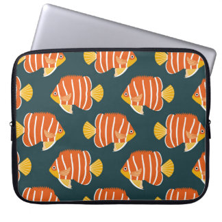Funda Para Portátil Fish Frenzy: El viejo diseño sin foco