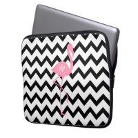 Flamenco rosado con monograma + Chevron negro