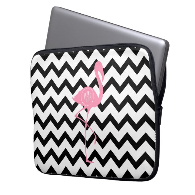Funda Para Portátil Flamenco rosado con monograma + Chevron negro (Anverso izquierdo)
