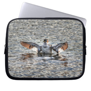 Funda Para Portátil Flapping Red-necked Grebe & Lake Wildlife Photo