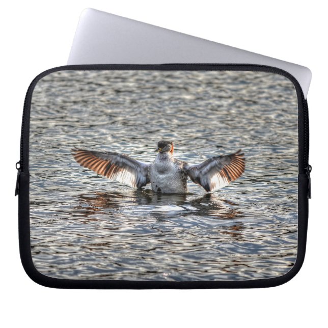 Funda Para Portátil Flapping Red-necked Grebe & Lake Wildlife Photo (Frente)