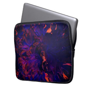 Funda Para Portátil Flor abstracta sumergida en efecto púrpura gótico