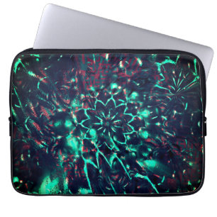 Funda Para Portátil Flor extraña perdida en bosque de escombros