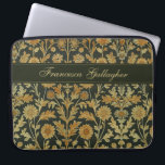 Funda Para Portátil Floral de oro de William Morris<br><div class="desc">Este diseño sencillo y elegante presenta un diseño inspirado en William Morris,  dorado y florido negro. Proteja su laptop o tablet con estilo. Añadir un nombre para personalizarlo. Hace un gran Navidad o un regalo del Día de la Madre. Creado por Simply Farmhouse Press.</div>