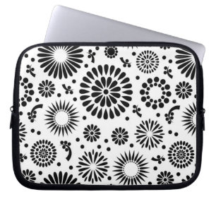 Funda Para Portátil Flores Boho Patrón floral vectorial negro y blanco