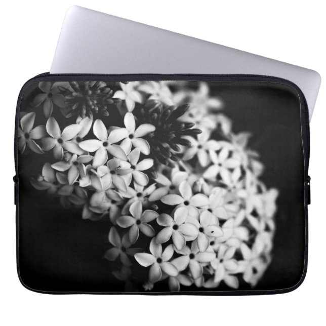Funda Para Portátil flores negras y blancas (Frente)